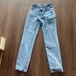 Pretty Little Things Jeans